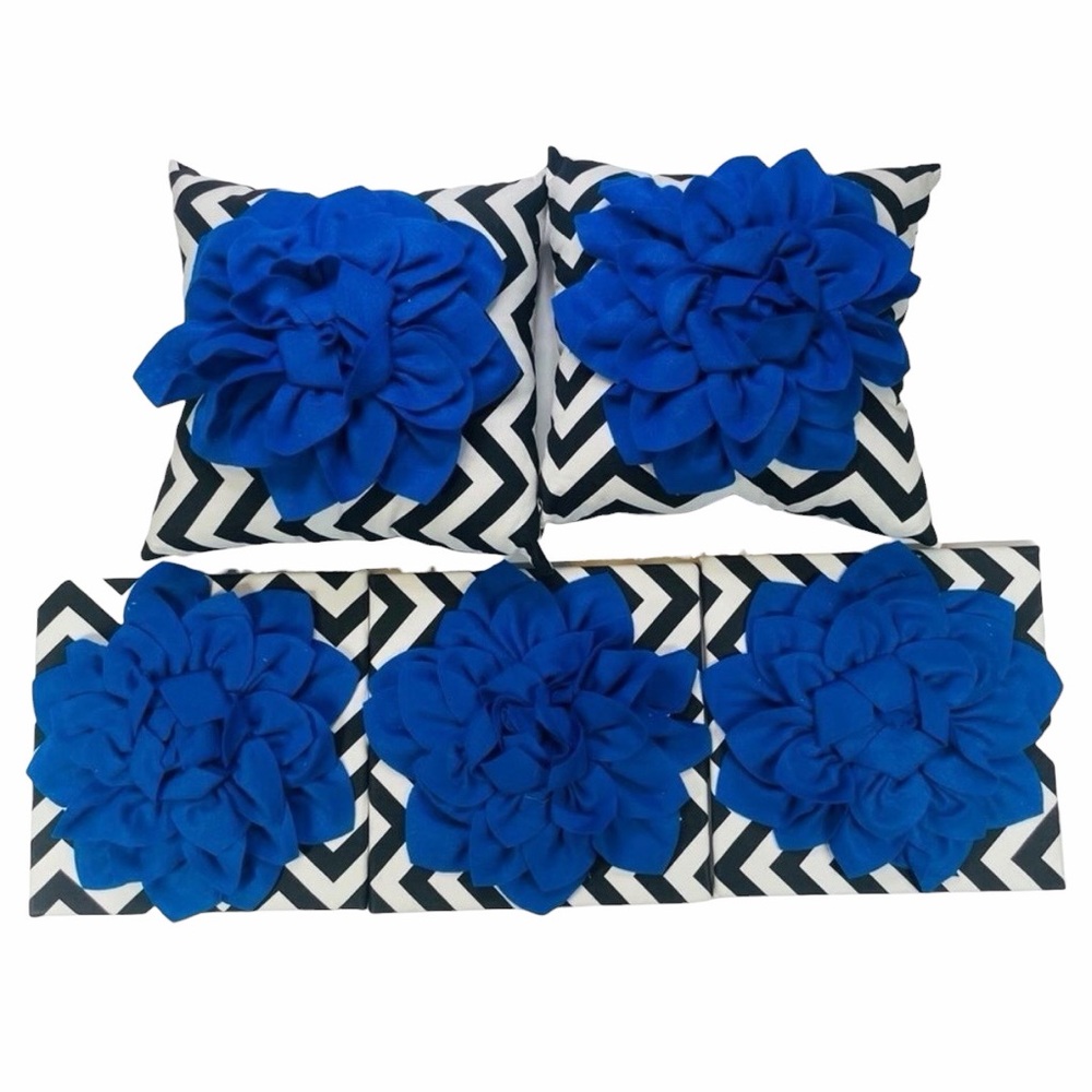 5-Piece Daisy Manor Blue Rose on Black & White Chevron Decor